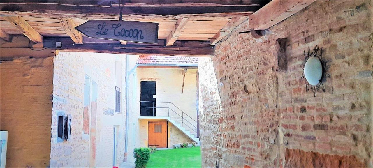 Le Cocoon Avec Parking Gratuit Cuisery Exterior foto